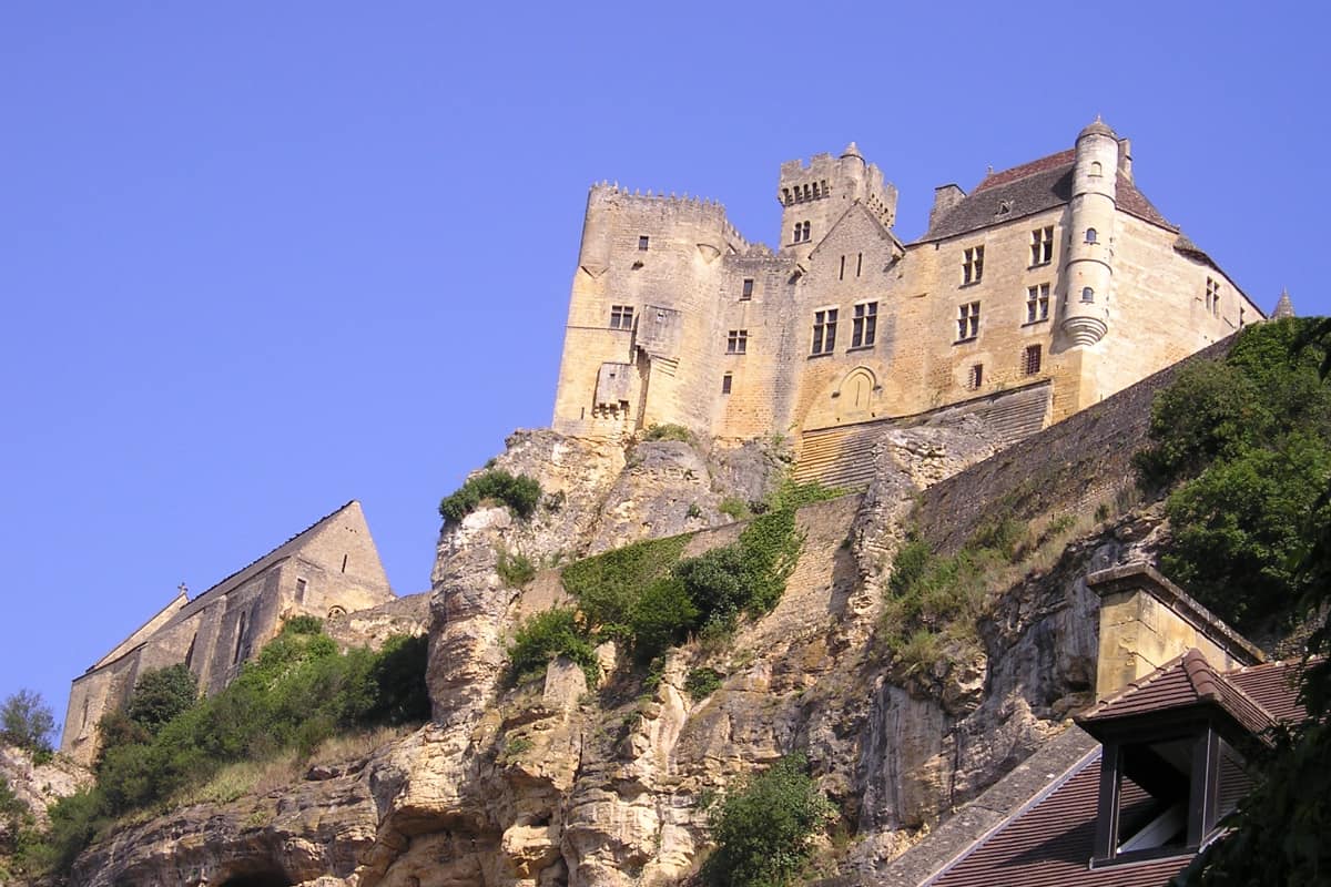 Chateau de Beynac, visitez le Périgord et ces châteaux