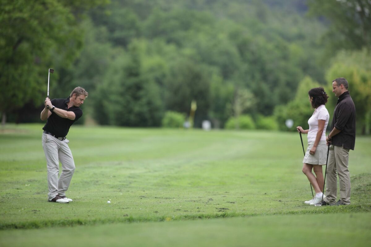 E3295 Golf de Lolivarie, jouer au golf dans le Périgord